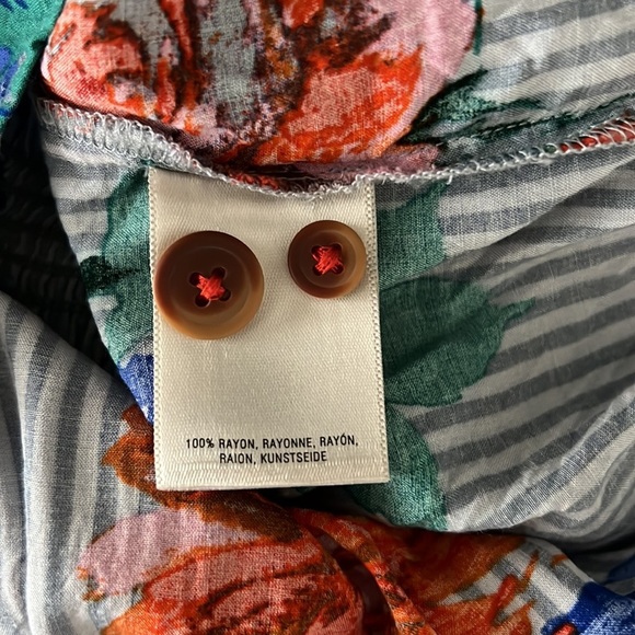 MAUVE by Anthropologie Lilorne Floral Buttondown size xs - Picture 13 of 13
